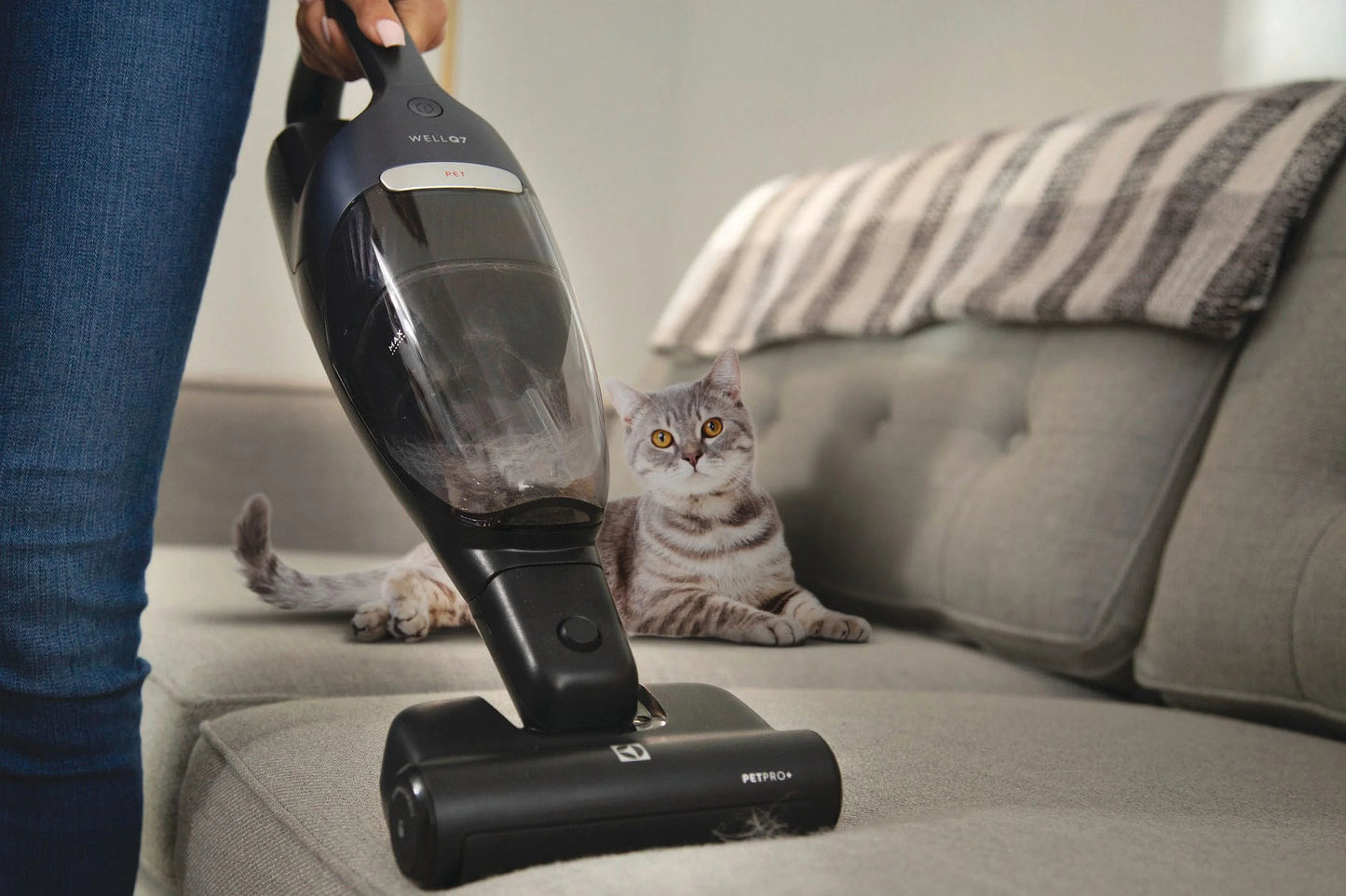 WellQ7™ Pet Vacuum