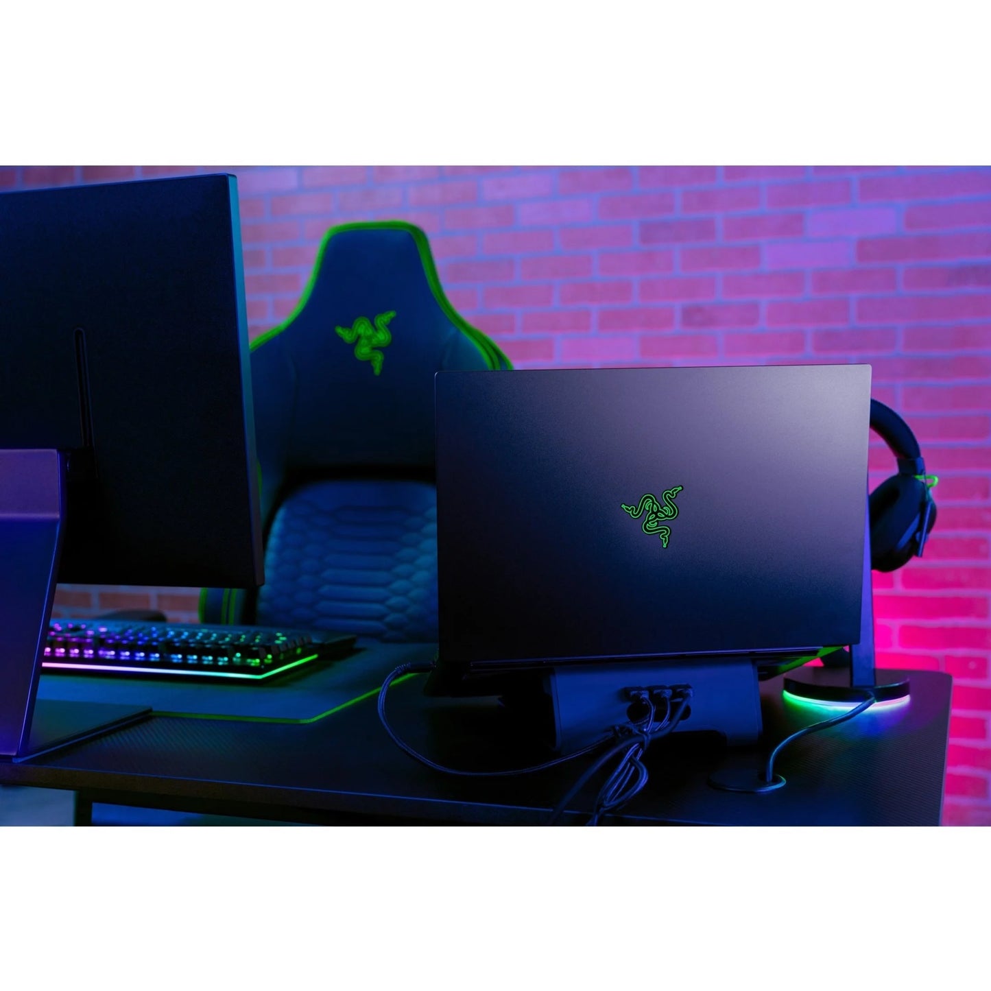 Razer Blade 15 Advanced Edition 15.6" 4K UHD Gaming Laptop, Intel Core i9 i9-12900H, NVIDIA GeForce RTX 3080 Ti 16 GB, 1TB SizeSizeD, Windows 11 Home