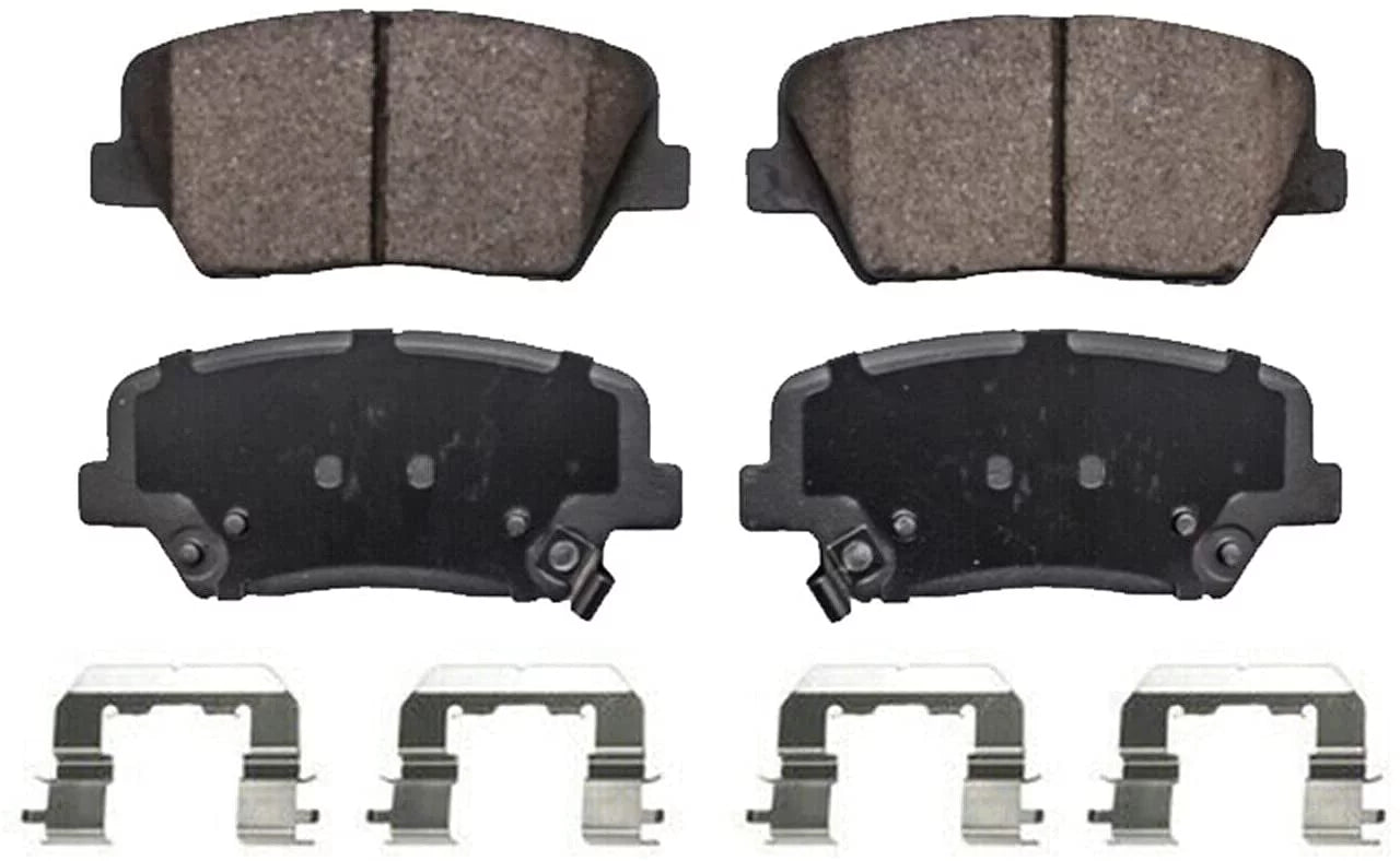 Detroit Axle - Brake Pads for 2010-2012 Hyundai Sizeanta Fe, 11-14 Kia Sizeorento, 4 Front and Rear Ceramic Brake Pads 2010 2011 2012 2013 2014 Replacement