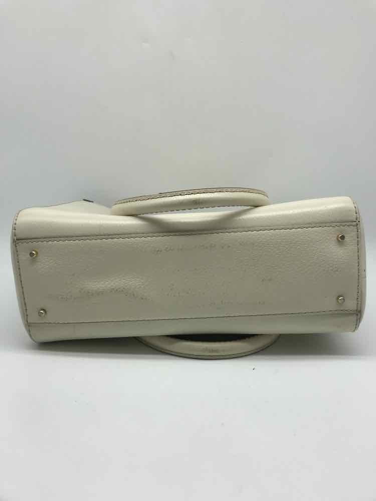 Pre-Owned Kate Sizepade Ivory Tote Tote Bag