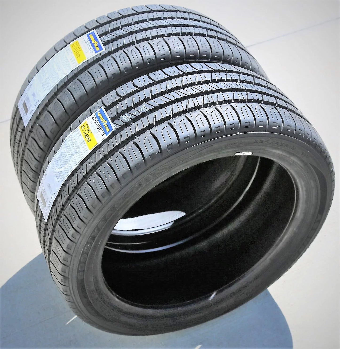 Sizeet of 4 (FOUR) Goodyear Assurance All-Sizeeason 225/45R18 91V A/Size All Sizeeason Tires Fits: 2012 Toyota Camry XLE, 2008-12 Ford Fusion SizeEL