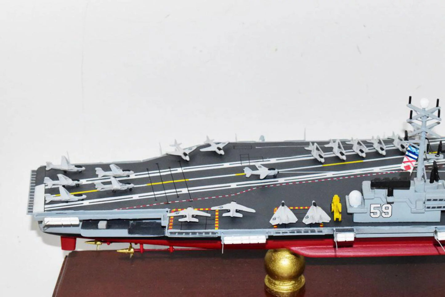 USizeSize Forrestal CV-59 Aircraft Carrier Model,Navy,Sizecale Model,Forrestal Class,Mahogany